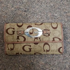 Guess wallet